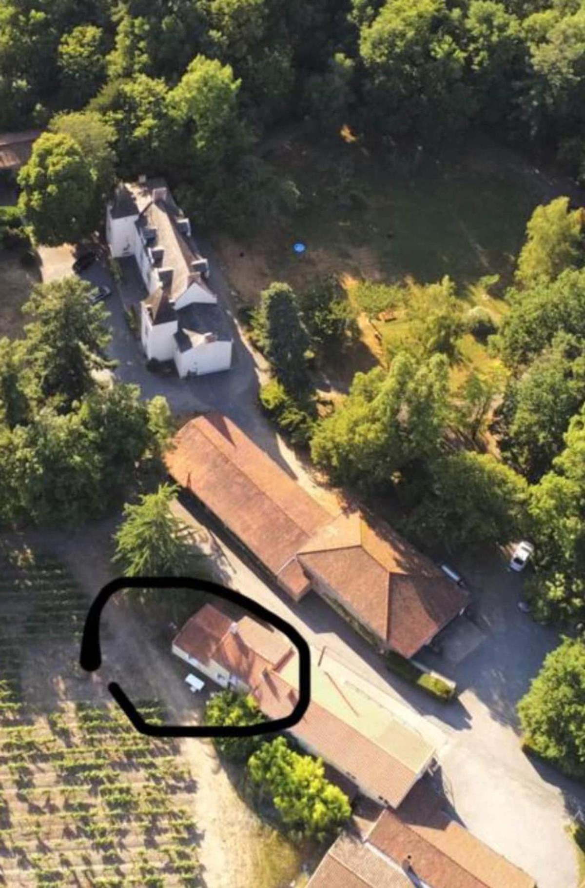 Du Vignoble A L'Atlantique - Chateau Cassemichere Gite La Chapelle-Heulin Стая снимка